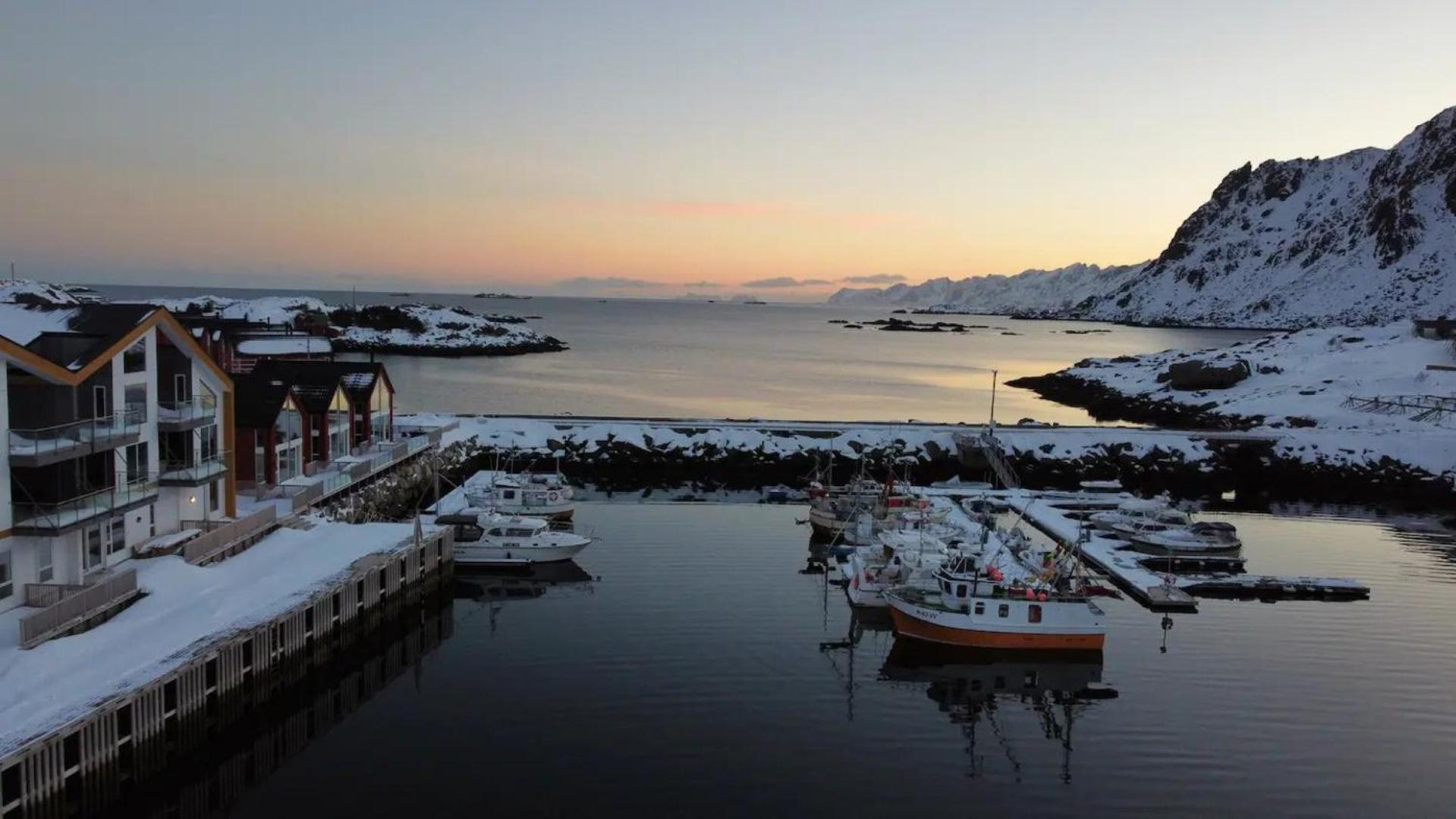 Spektakulaer Rorbu I Autentiske Omgivelser Ballstad Esterno foto