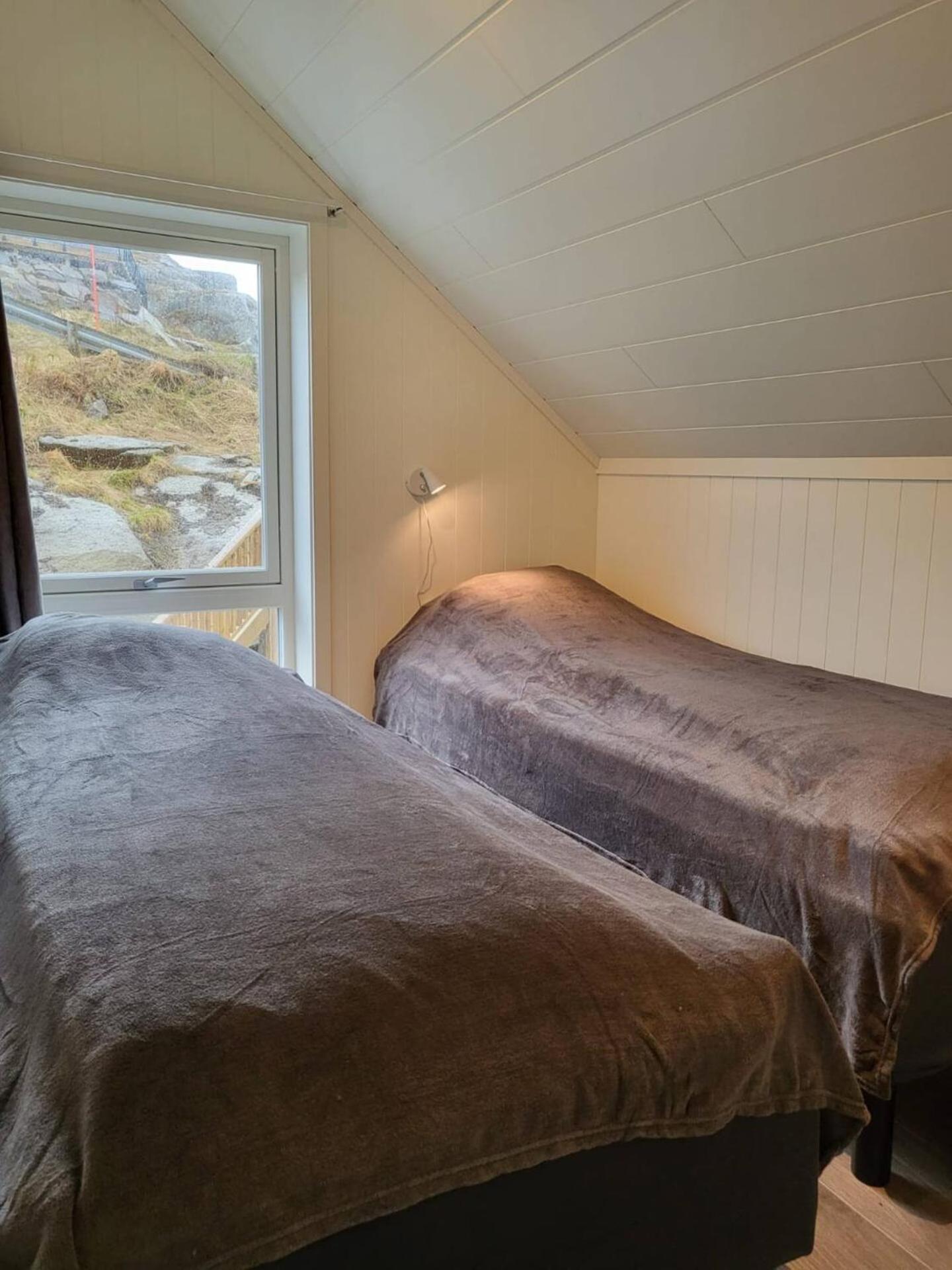 Spektakulaer Rorbu I Autentiske Omgivelser Ballstad Esterno foto