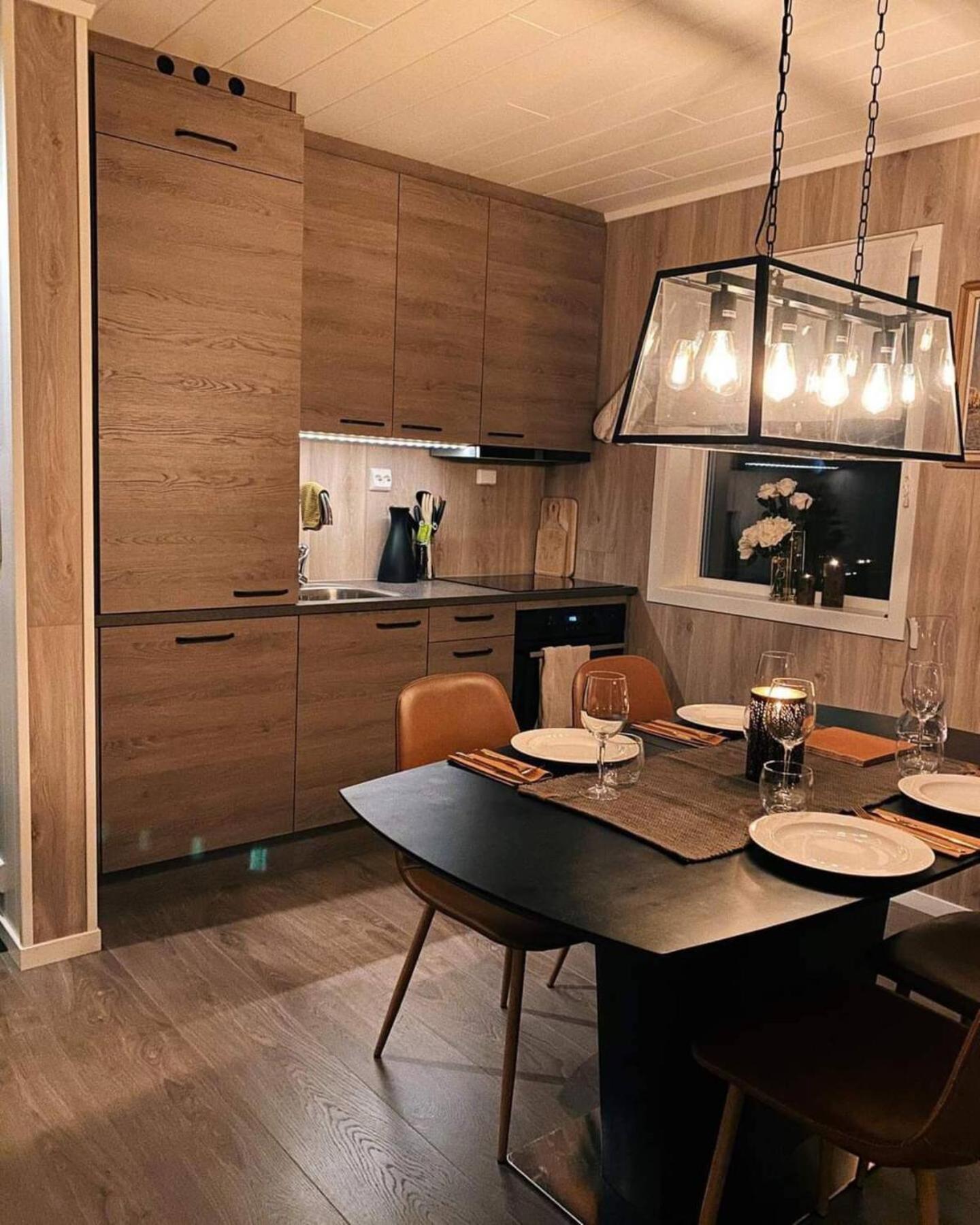 Spektakulaer Rorbu I Autentiske Omgivelser Ballstad Esterno foto