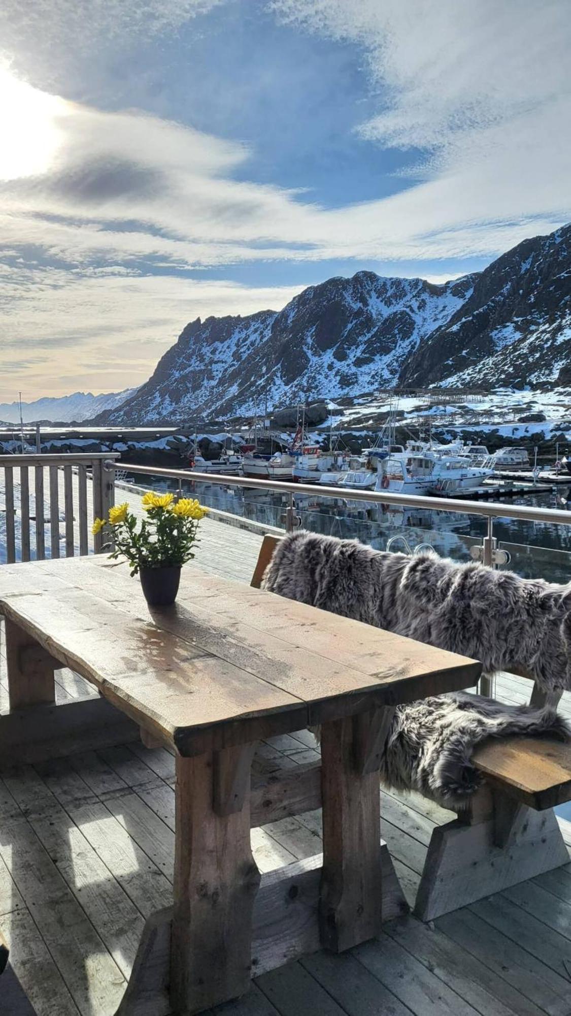 Spektakulaer Rorbu I Autentiske Omgivelser Ballstad Esterno foto